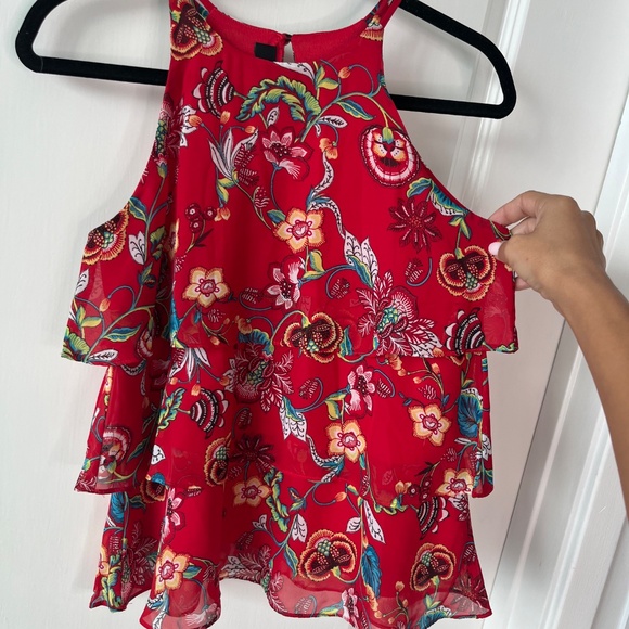 BCX Red Floral Layered Sleeveless Blouse – Size S - Picture 3 of 10